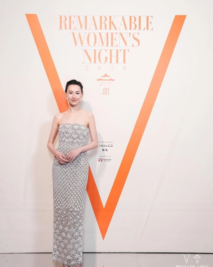 Nữ diễn viên Isabella Leong, bạn gái cũ của tỷ phú Li Ka Shing, con trai Richard, tìm thấy hạnh phúc